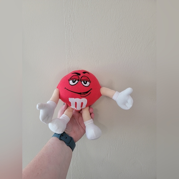 M&m red plush 2013 - Picture 8 of 8